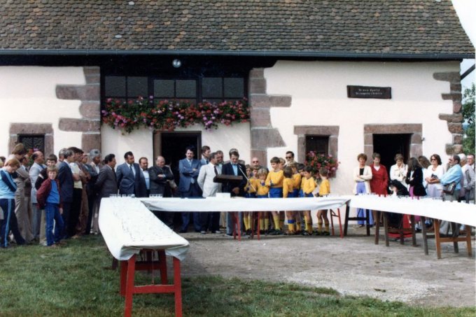 04 - L'inauguration du Club House en août 1981