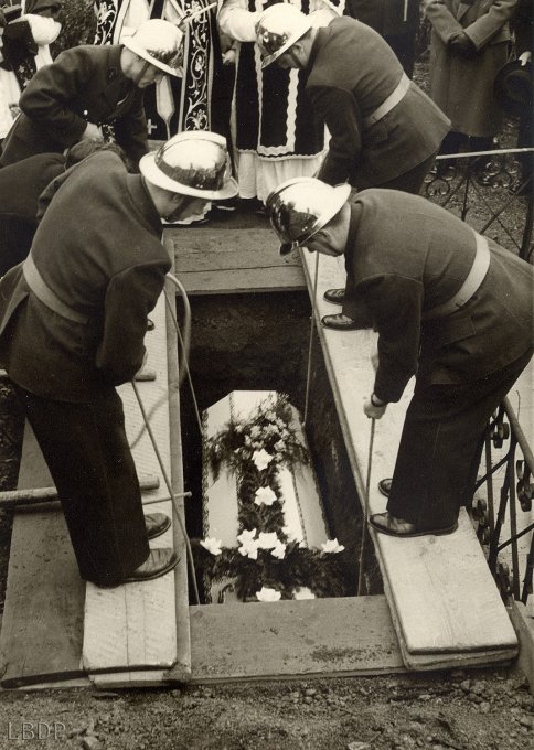 41 - Enterrement de la Soeur Marie-Nicolas le 23 février 1955