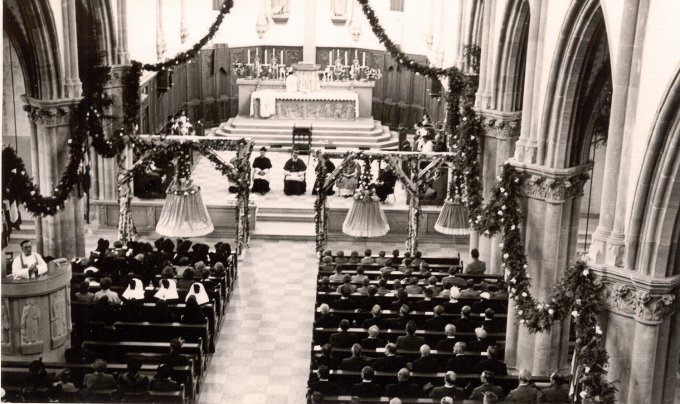 17 - Le baptême des cloches le 13 juin 1954
