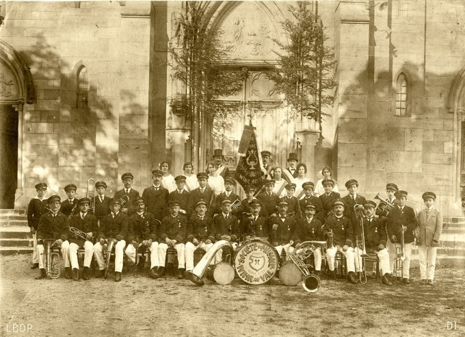 061 - Inauguration du drapeau de la musique en 1924