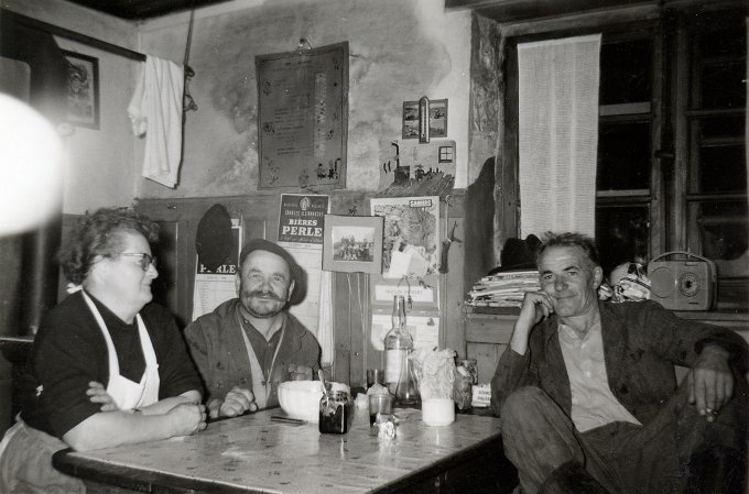 51 - L'intérieur de la ferme auberge du Schupferen en 1960