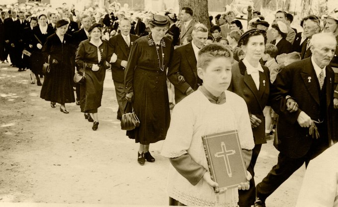 17 - Le baptème des cloches en 1954