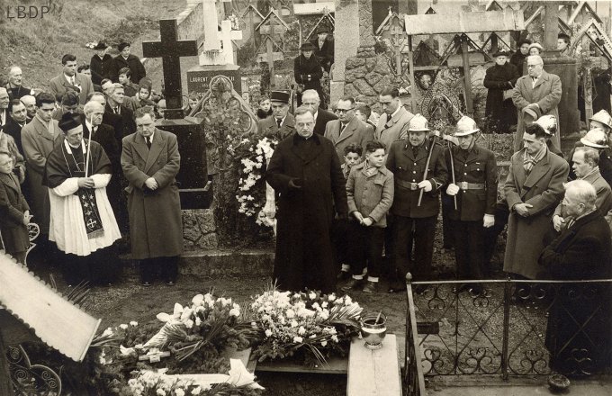 53 - Enterrement de la Soeur Marie-Nicolas le 23 février 1955