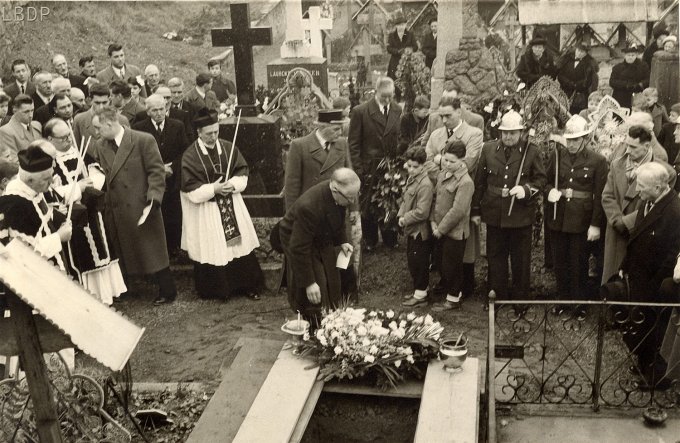 49 - Enterrement de la Soeur Marie-Nicolas le 23 février 1955