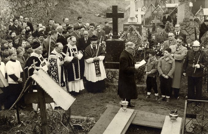 48 - Enterrement de la Soeur Marie-Nicolas le 23 février 1955