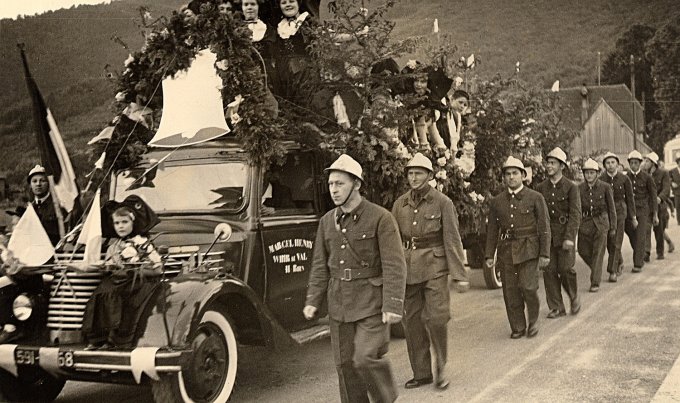 08 - Le baptême des cloches le 13 juin 1954