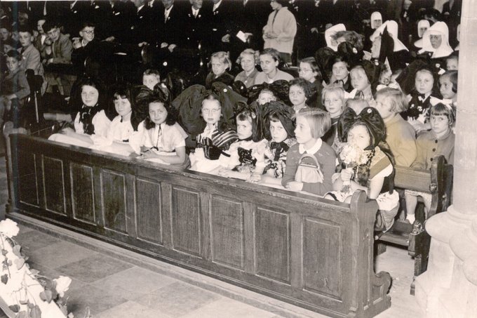 28 - Le baptême des cloches le 13 juin 1954