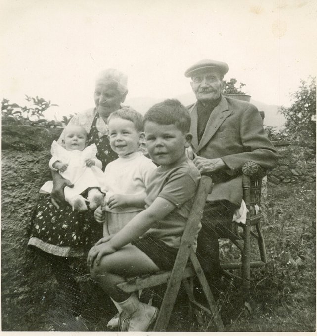 156 - Les Vogel avec leurs arrières petits enfants