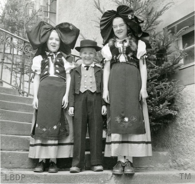 001 - Angèle, Odile et Jean-Marcel