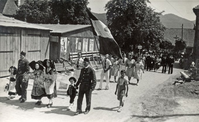 07 - La fête de la musique le 14 juillet 1949