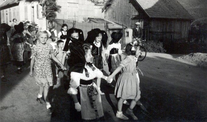 22 - La fête de la musique à Wihr-au-val, le 14 juillet 1949