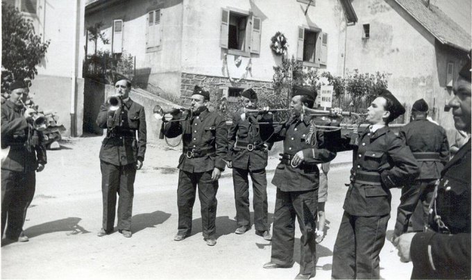 20 - La fête de la musique à Wihr-au-val, le 14 juillet 1949