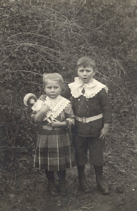 36 - Heinrich Henri et sa soeur Marie