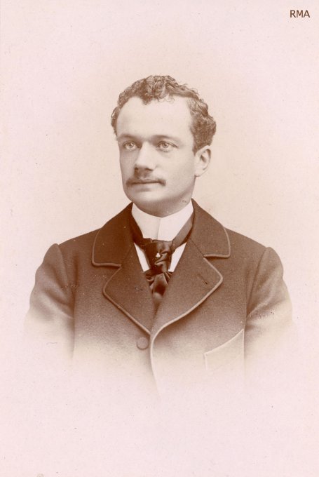 12 - Renard Felix - 1871-1911