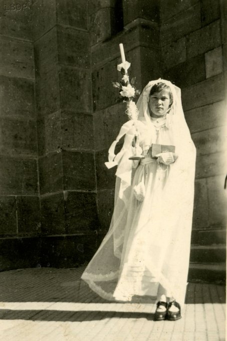 023 - La communion de Stihlé Marguerite en 1945