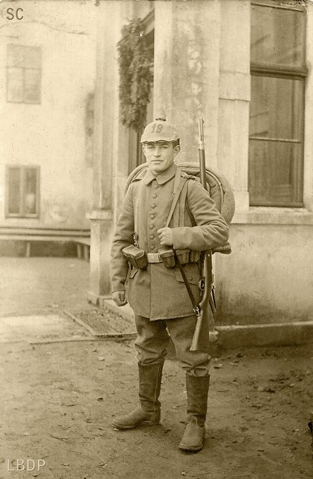 35 - Heinrich Jérôme prêt à partir pour la guerre en 1915