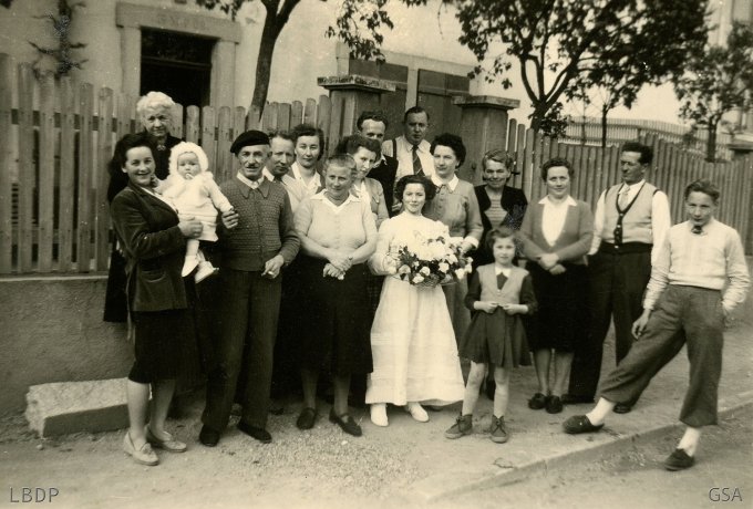35 - La communion de Stihlé Angèle en 1953