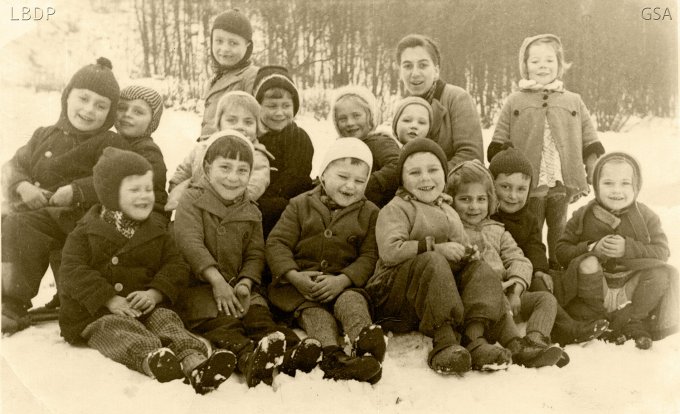 14 - Le kindergarden vers 1943