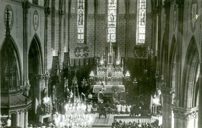 47 - L'intérieur de l'église de Wihr-au-Val avant 1940