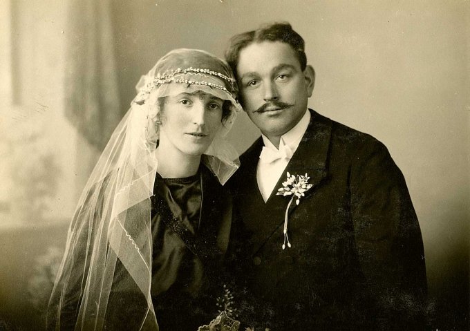 063 - Le mariage de Kauffmann Antoine père (1897-1948) et Madeleine