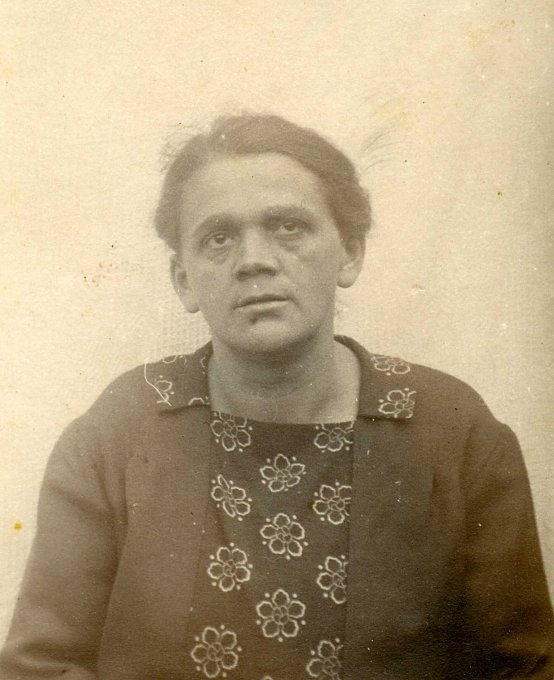 056 - Maurer Adèle née Kauffmann en 1928