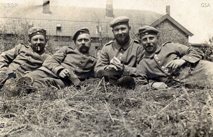 20 - Les soldats au repos