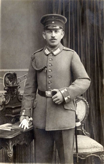 45 - Heinrich Albert faisait partie de la garde personnelle de l'empereur Guillaume 2 - 1892-1966