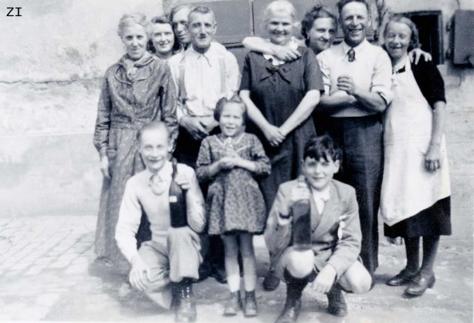 16 - Une communion en 1943