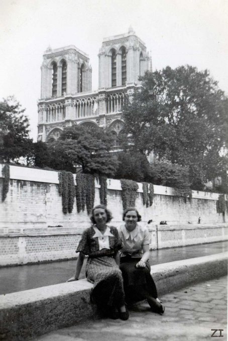 21 - La Cathédrale Notre-Dame de Paris - 1936