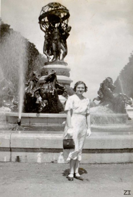 19 - La fontaine des Quatre Parties du Monde - Place Camille-Jullian - 1936