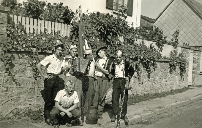 03 - Les conscrits, route de Gunsbach