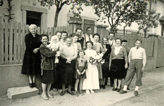 25 - La communion de Angèle en 1953